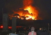 Пожар охватил жилой район на юго-западе Японии