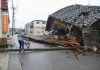 Командированные на ликвидацию катастроф японские служащие сами оказываются на грани нервного срыва