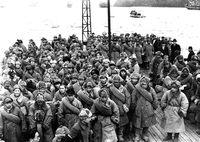 1280px-Japanese_Soldiers_Returning_from_Siberia_1946